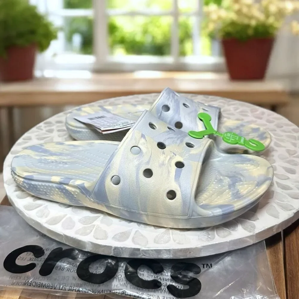 NWT Crocs Classic Slip-On Marbled Slide 208293‑1FS Unisex Youth Size J6 Women’s